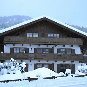 haus-elgin.com-bavaria.com/